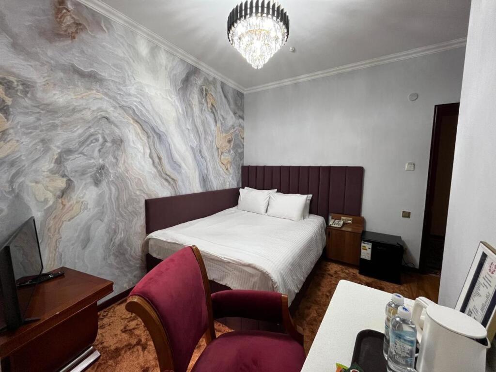 Luxurious Hotel Taraz Luaran gambar