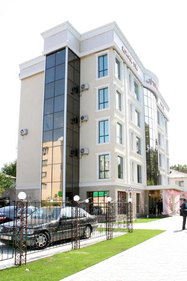 Luxurious Hotel Taraz Luaran gambar